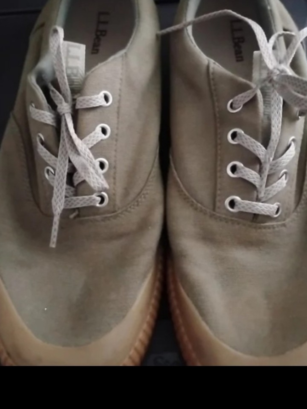 L.L. Bean Men's Canvas Sneakers in Olive with Tan Sole, Size 11